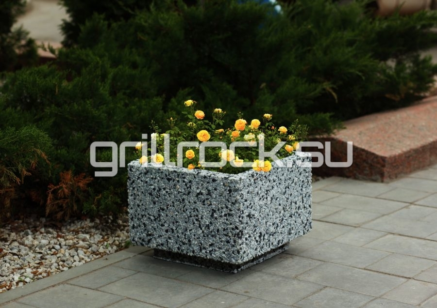 Вазон “Атолл” из бетона (для улицы) с крошкой натурального камня (мрамор, гранит, гравий)
