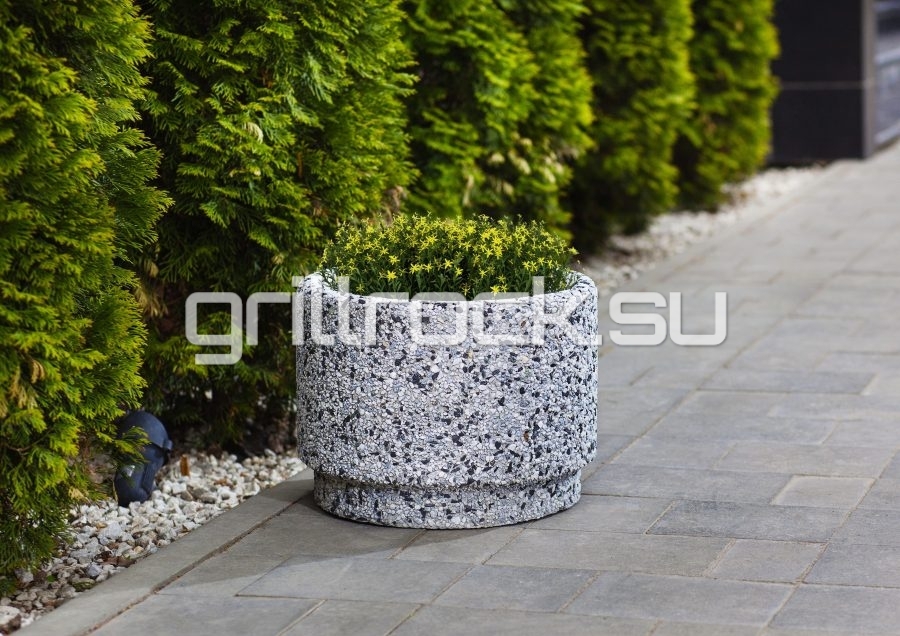 Вазон “Степ” из бетона (для улицы) с крошкой натурального камня (мрамор, гранит, гравий)