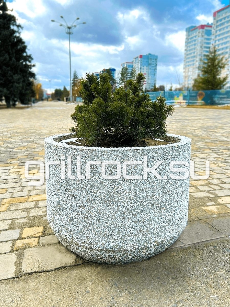 Вазон “Юрмала” из бетона (для улицы) с крошкой натурального камня (мрамор, гранит, гравий)